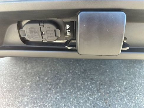 Used 2024 Ford Explorer ST w/ Equipment Group 401A AWD/4WD image 30