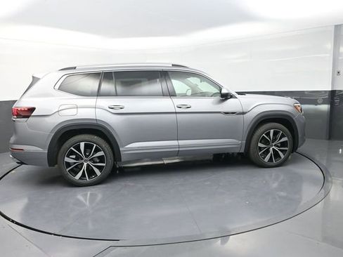 Used 2026 Volkswagen Atlas SEL Premium R-Line AWD/4WD image 9