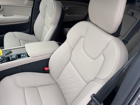 New 2026 Volvo XC90 T8 Plus image 20