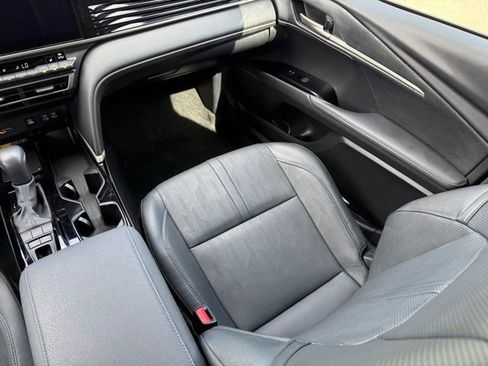Used 2025 Toyota Camry XSE FWD image 25