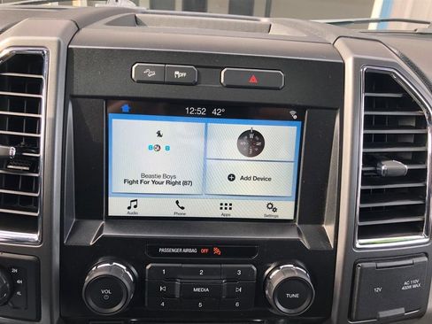 Used 2016 Ford F150 XLT w/ Equipment Group 302A Luxury image 18