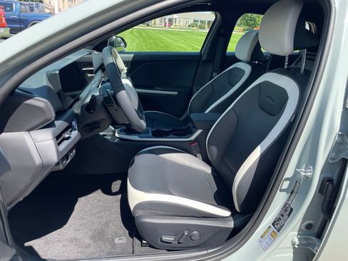 New 2026 Kia K4 GT-Line FWD image 8