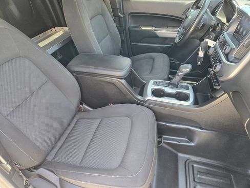 Used 2022 Chevrolet Colorado LT w/ Fleet Safety Package RWD image 15