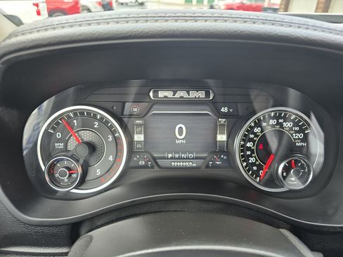 Used 2024 RAM 2500 Laramie AWD/4WD image 12