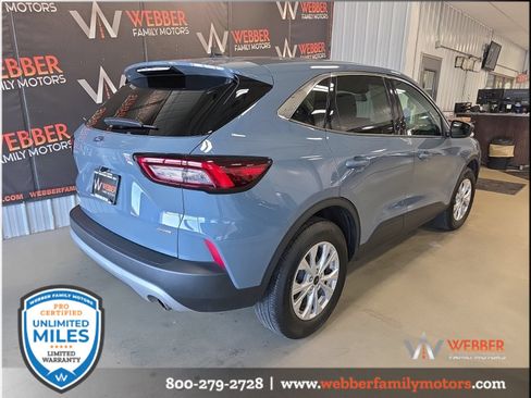 Used 2024 Ford Escape Active AWD/4WD image 4