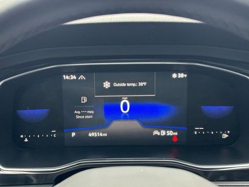 Used 2022 Volkswagen Jetta SE w/ Panoramic Sunroof Package image 23