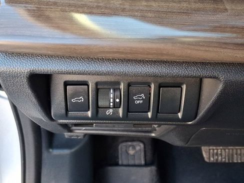 Certified 2022 Subaru Outback Premium image 26