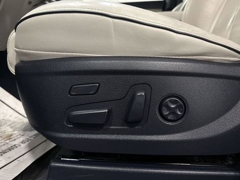 Used 2021 Hyundai Palisade Limited image 24