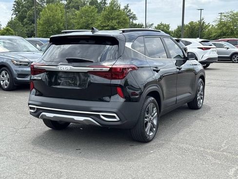 Used 2023 Kia Seltos S FWD image 2