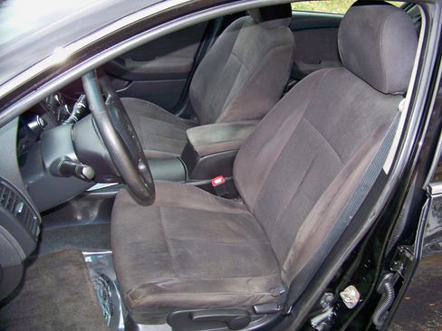 Used 2011 Nissan Altima 2.5 S FWD image 31