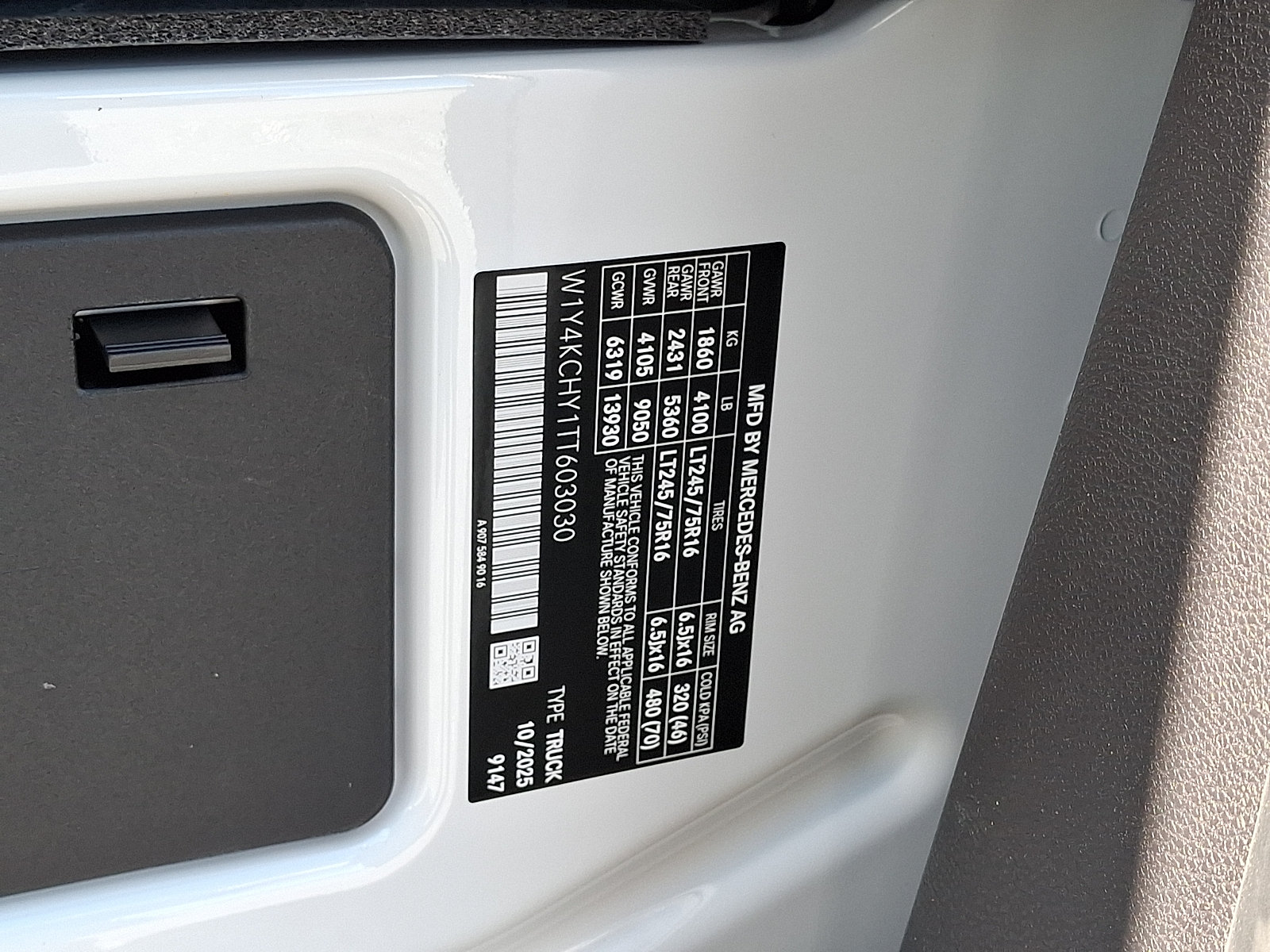 New 2026 Mercedes-Benz Sprinter 2500 image 21