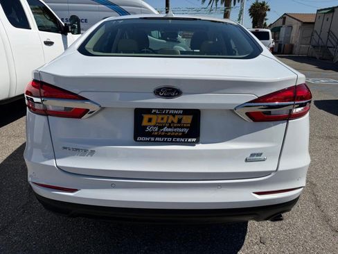 Used 2019 Ford Fusion SE FWD image 7