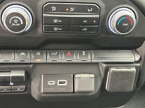 Used 2024 Chevrolet Silverado 1500 Custom AWD/4WD image 21