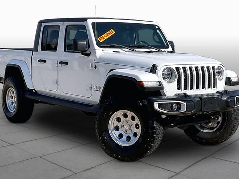 Used 2020 Jeep Gladiator Overland AWD/4WD image 3