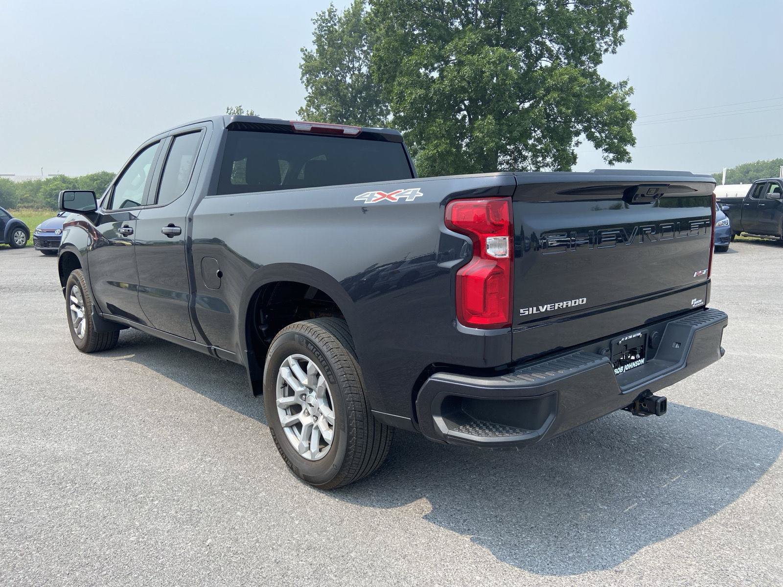 Used 2023 Chevrolet Silverado 1500 RST AWD/4WD image 10