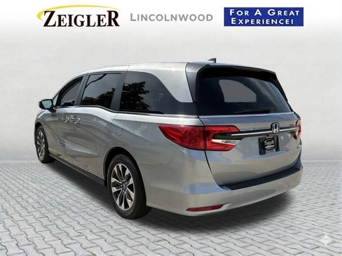 Used 2023 Honda Odyssey EX-L image 4