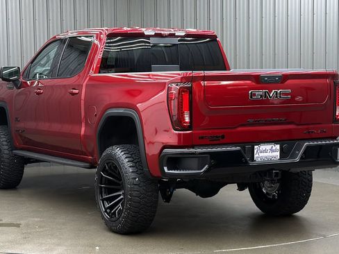 Used 2026 GMC Sierra 1500 AT4X w/ LPO, Black Badging Package AWD/4WD image 3