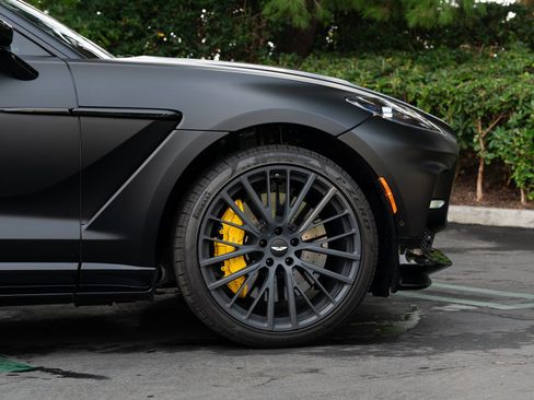 Used 2023 Aston Martin DBX 707 image 23