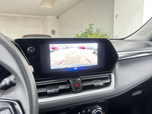 Used 2025 Chevrolet TrailBlazer LT image 17