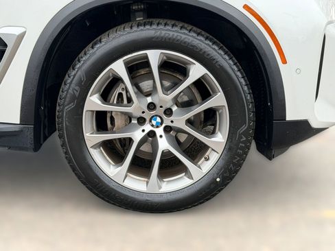 Certified 2024 BMW X5 xDrive40i image 12