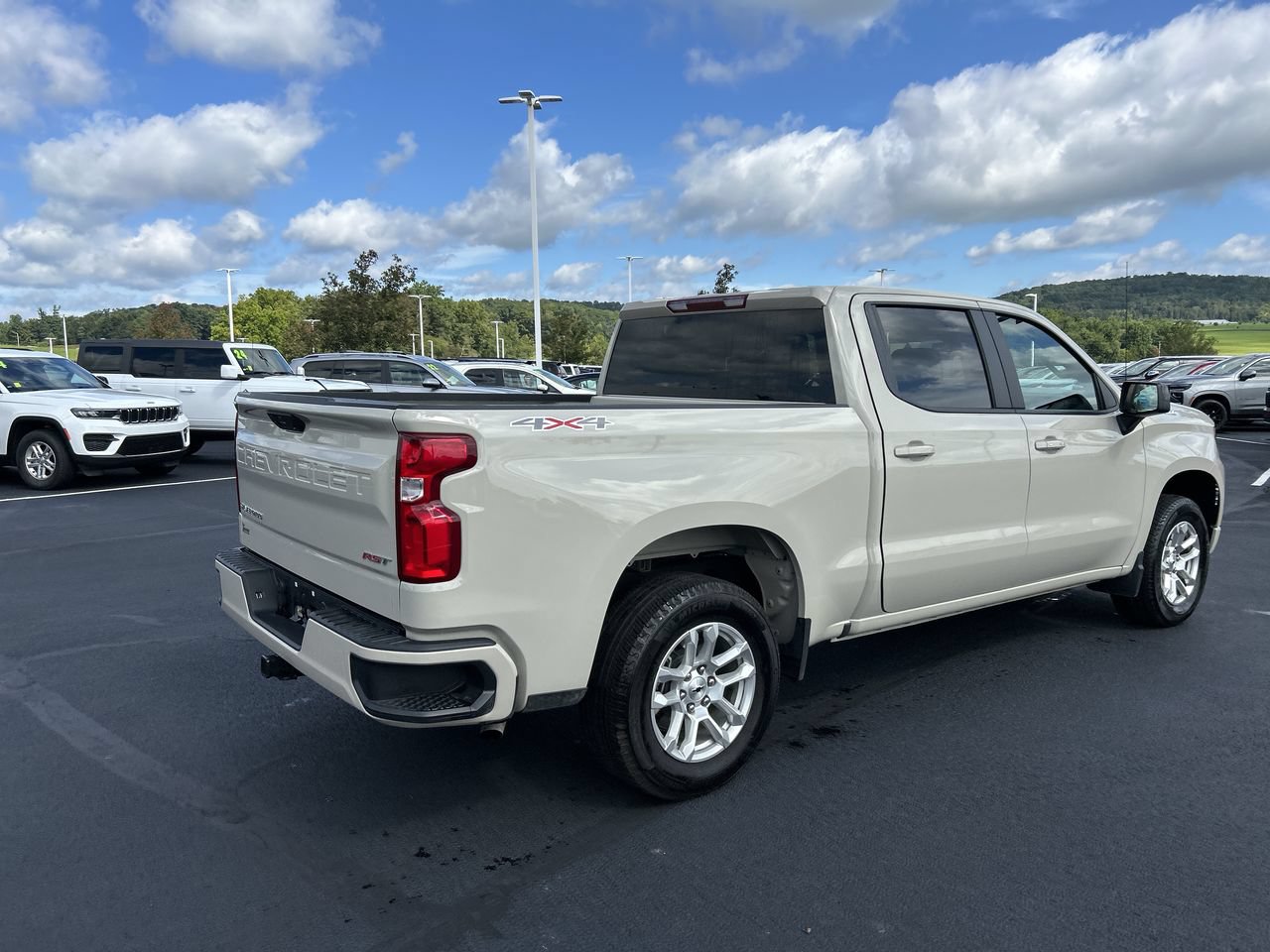 Used 2026 Chevrolet Silverado 1500 RST AWD/4WD image 7