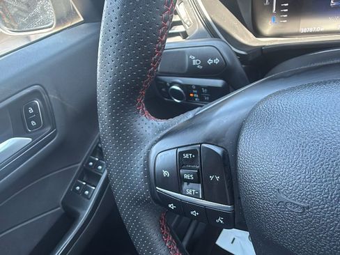 Used 2024 Ford Escape ST-Line image 17