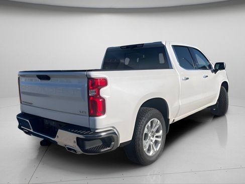 Used 2023 Chevrolet Silverado 1500 LTZ w/ LTZ Premium Package AWD/4WD image 6