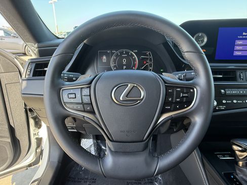Certified 2024 Lexus ES 350 w/ Accessory Package (Z1) FWD image 22