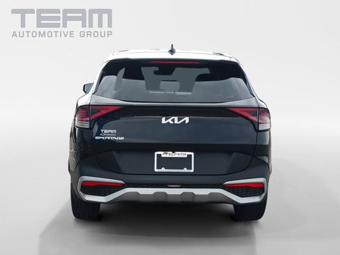 Used 2024 Kia Sportage EX image 6