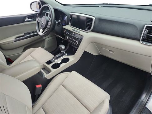 Used 2022 Kia Sportage LX w/ LX AWD Value Edition Package image 22