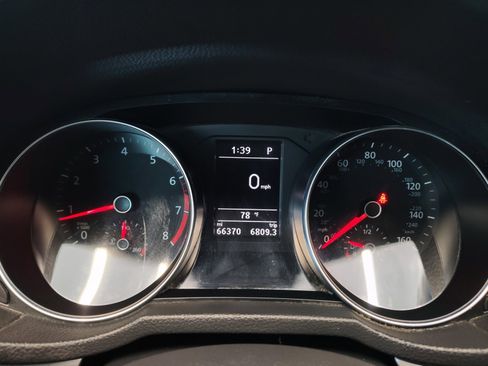 Used 2017 Volkswagen Passat 1.8T S FWD image 45
