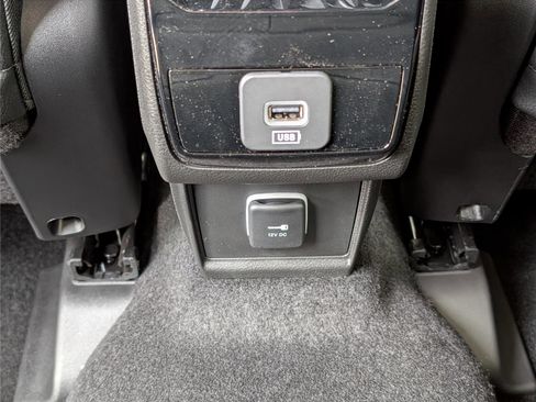 New 2026 Jeep Compass Latitude image 11