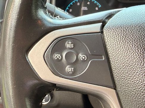 Used 2018 Chevrolet Colorado Z71 AWD/4WD image 32