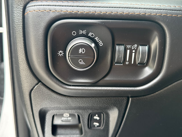 Used 2024 RAM 1500 Limited AWD/4WD image 27