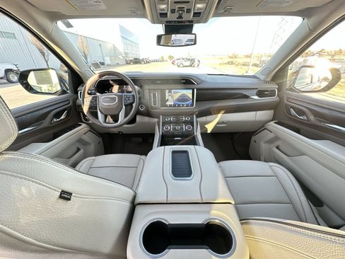 Certified 2023 GMC Yukon Denali AWD/4WD image 22