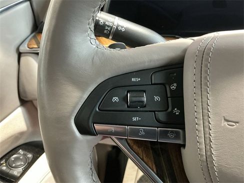 Used 2023 Cadillac Escalade ESV Premium Luxury Platinum w/ LPO, Radiant Package image 24