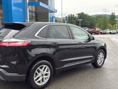 Used 2024 Ford Edge SEL AWD/4WD image 6