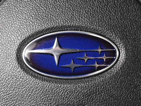 Certified 2025 Subaru Forester Premium AWD/4WD image 33