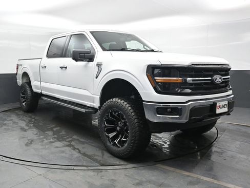 Used 2024 Ford F150 XLT w/ Tow/Haul Package image 6