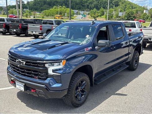 Used 2023 Chevrolet Silverado 1500 LT Trail Boss AWD/4WD image 35