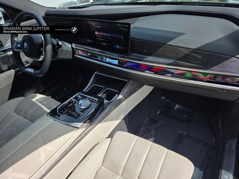 Certified 2023 BMW i7 xDrive60 w/ Parking Assistance Package AWD/4WD image 26