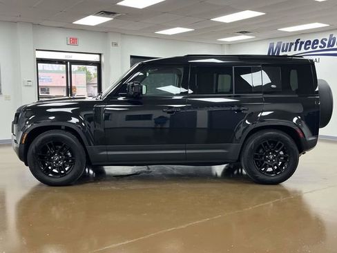 Used 2024 Land Rover Defender 110 S AWD/4WD image 9