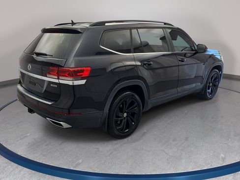 Used 2022 Volkswagen Atlas SE w/ Panoramic Sunroof Package AWD/4WD image 5