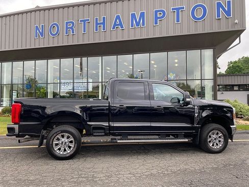 Certified 2024 Ford F250 XLT w/ Snow Plow Prep Package AWD/4WD image 5