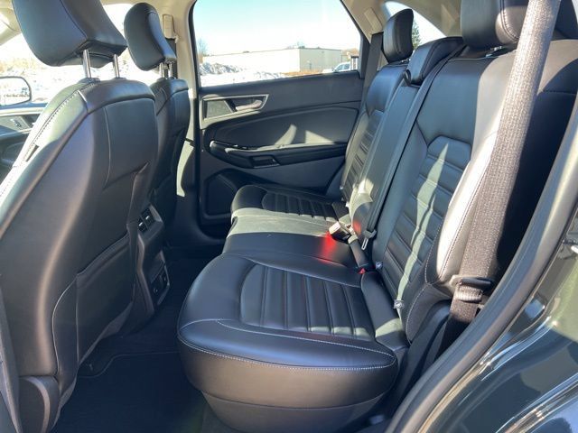 Used 2023 Ford Edge SEL w/ Convenience Package AWD/4WD image 11