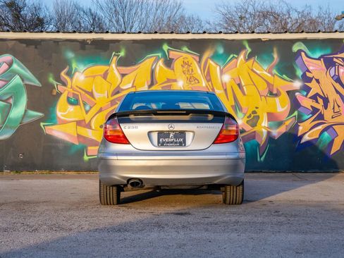 Used 2004 Mercedes-Benz C 230 Coupe image 8