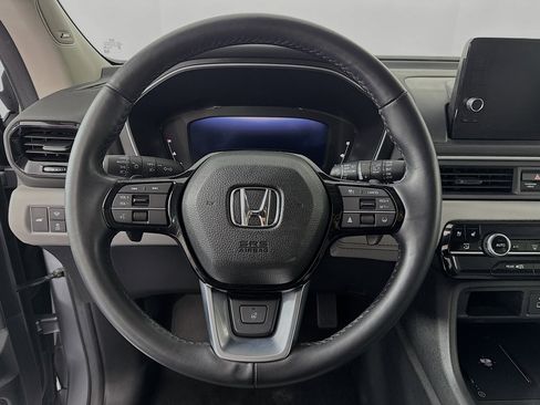 Certified 2024 Honda Pilot Elite image 11