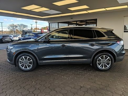 Certified 2022 Lincoln Nautilus AWD w/ Premium Package image 8