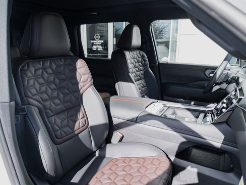 New 2026 Nissan Armada Platinum AWD/4WD image 27
