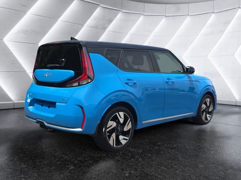 Used 2024 Kia Soul GT-Line FWD image 5